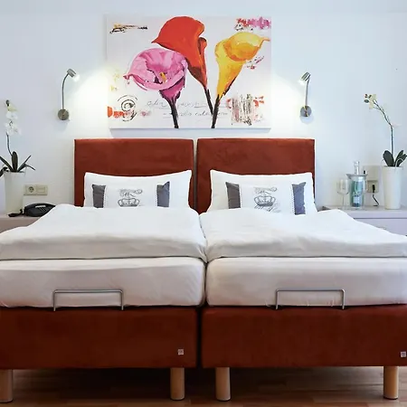 Stibbe Aparthotel 3*